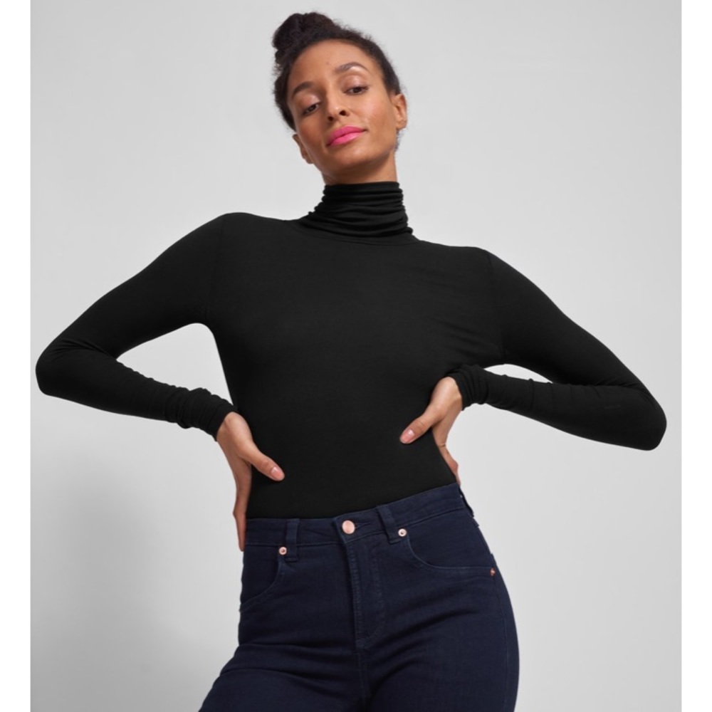 FOUNDATION TURTLENECK — BLACK
